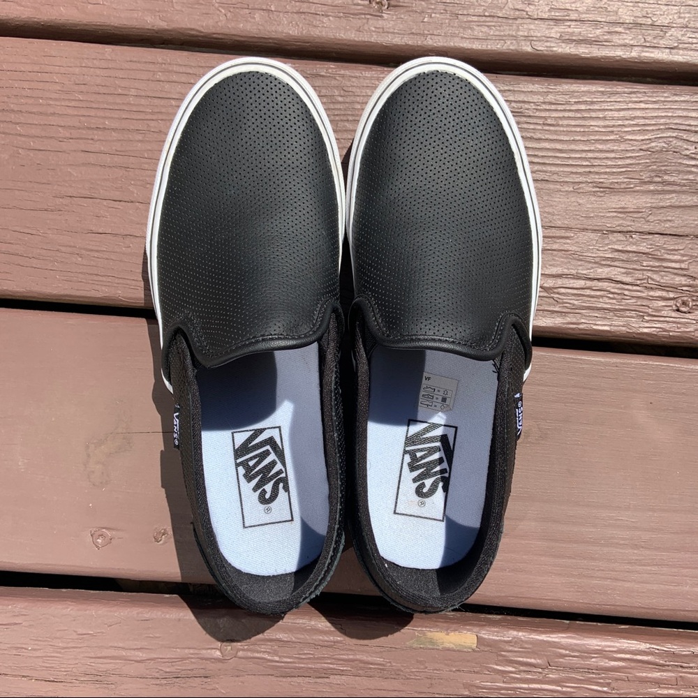 Black vans